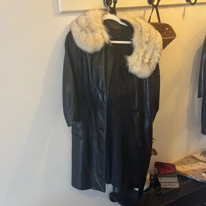 Leather long coat with Fur collar